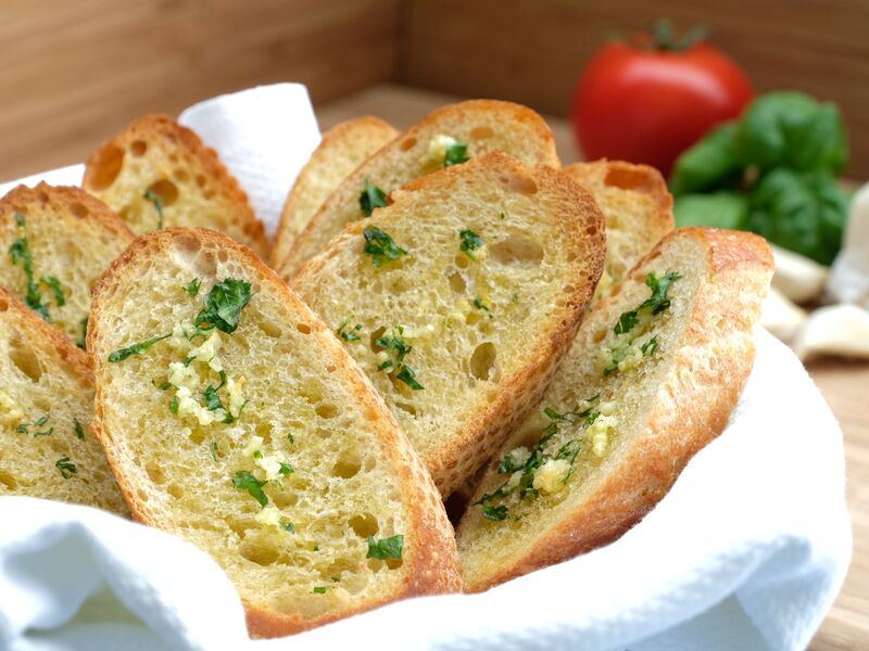 Bread made of garlic and corinder chops